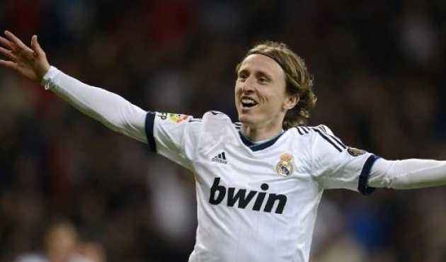 意甲-国米3-1博洛尼亚 劳塔罗传射 泽林斯基、图拉姆建功