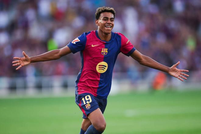 女性向市场大洗牌？《无限暖暖》重构了什么？丨女性向流水月报