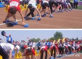 德州扑克高手很少走到河牌（德州扑克高手常在转牌前就分出胜负）